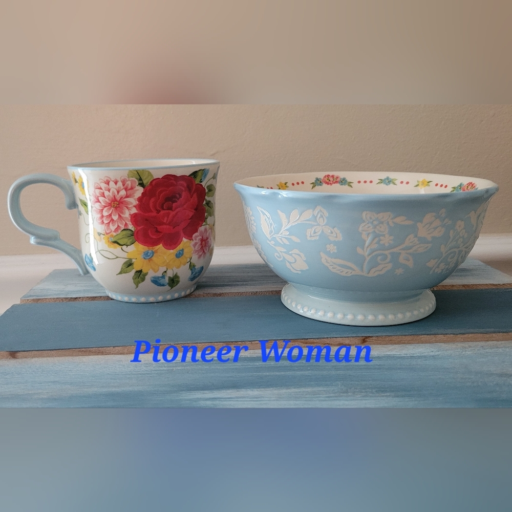 Pioneer Woman Blue Floral Mug & Bowl Set NWOT